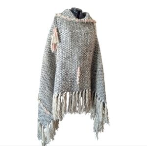 Wool Cape / Shawl Knit